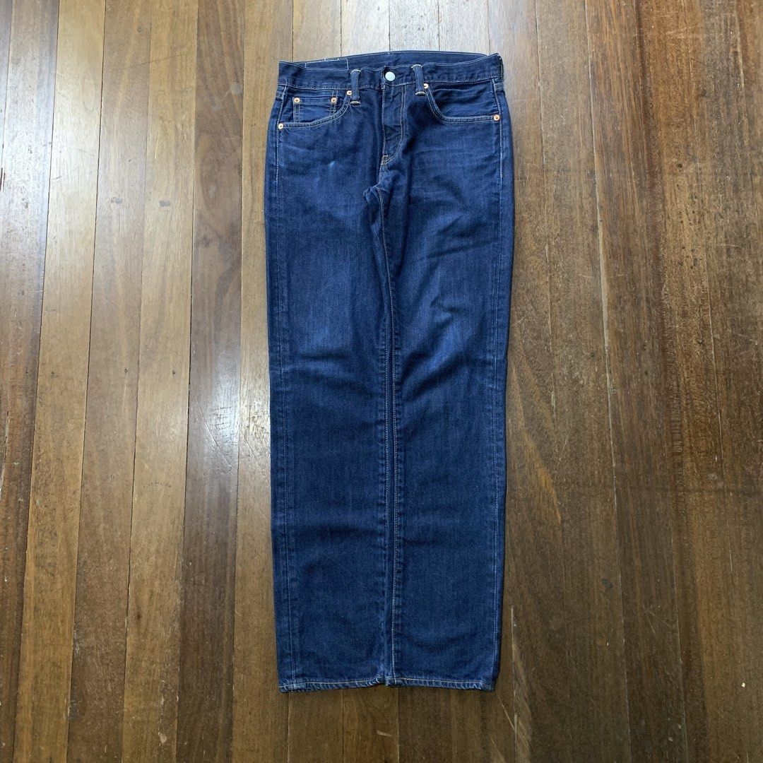 Levis 511 Dark Denim Pants (Category: Jeans) located in Dagupan City. Submitted by _pinkman (Listing ID 1467787764, Image 2). Description: Levis 511 Dark Denim Pants 28-30” waistline 41” length 6.5” leg opening issue: unnoticeable stain .