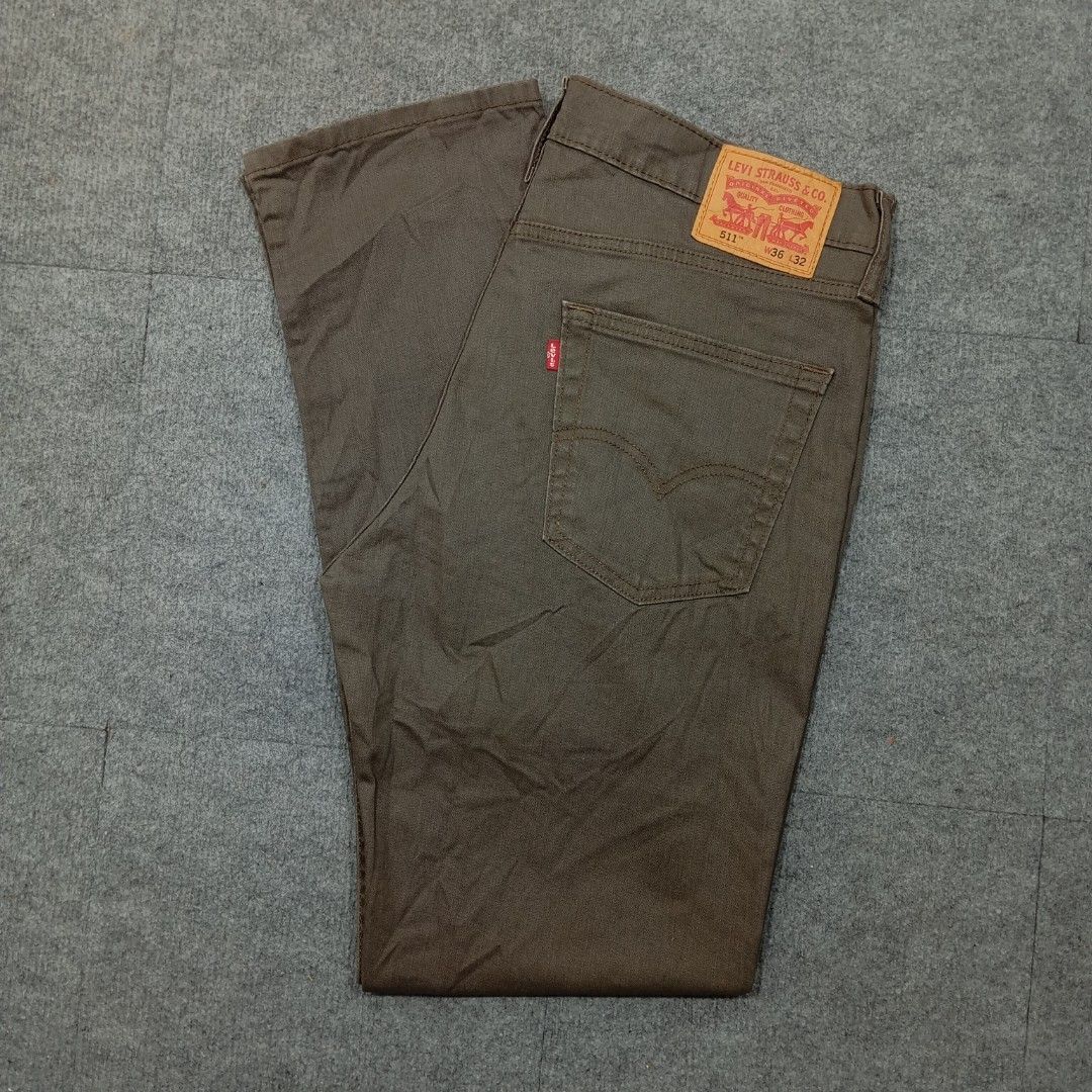 Levi's 511 Slim Fit Jeans (Category: Jeans) located in Taguig. Submitted by sito. (Listing ID 1467660466, Image 1). Description: For sale! 📣 Levi's 511 Slim Fit Jeans Specs and measurements: • Size 38 • Length 43 inches • Hips 22 inches • Thigh 13 inches • Inseam 31.5 inches • Leg Opening 8 Condition Details: • Excellent Condition • Color rate: 10/10 • Overall Condition: 10/10 Price: ~ ₱1,276 Transaction Details: Location: Upper Bicutan, Taguig 