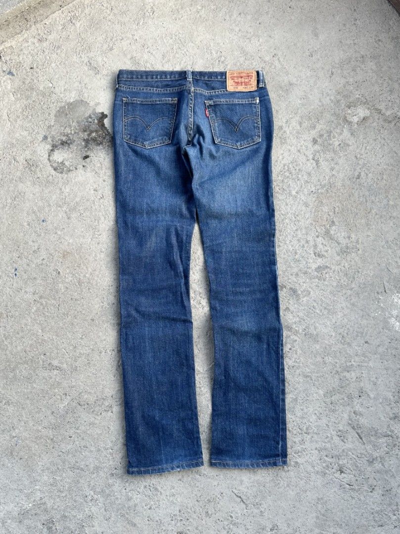Levis jeans (Category: Jeans) located in Davao. Submitted by boss_kel (Listing ID 1467611263, Image 1). Description: Waist: 29-30 Lenght: 40 Thigh: 10.5 LO: 7.