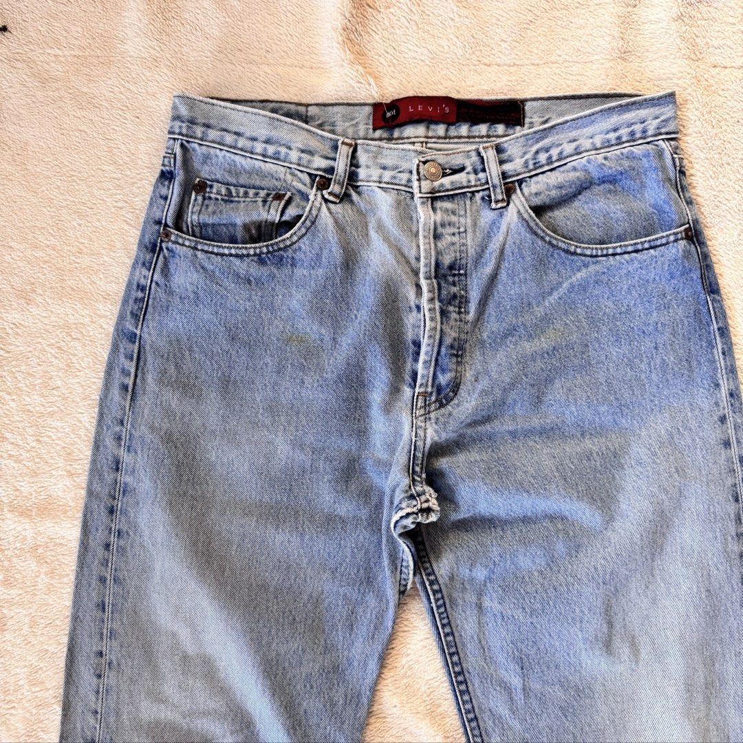 Levis Jeans 501 (Category: Jeans) located in Vigan. Submitted by chiyannav (Listing ID 1467656355, Image 2). Description: flaw: last pic.