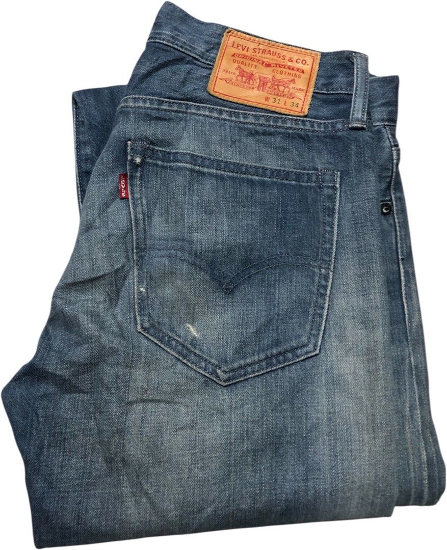 LEVIS MATCH STICK LEATHER PATCH SELVEDGED JEANS (Category: Jeans) located in General Trias. Submitted by gracesabel55302 (Listing ID 1467716541, Image 1). Description: LEVIS MATCH STICK LEATHER PATCH SELVEDGED JEANS SIZE….31-33 LENGTH…43 LEGHOLE…7 PRICE..₱850.