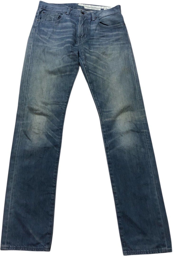 LEVIS MATCH STICK LEATHER PATCH SELVEDGED JEANS (Category: Jeans) located in General Trias. Submitted by gracesabel55302 (Listing ID 1467716541, Image 2). Description: LEVIS MATCH STICK LEATHER PATCH SELVEDGED JEANS SIZE….31-33 LENGTH…43 LEGHOLE…7 PRICE..₱850.