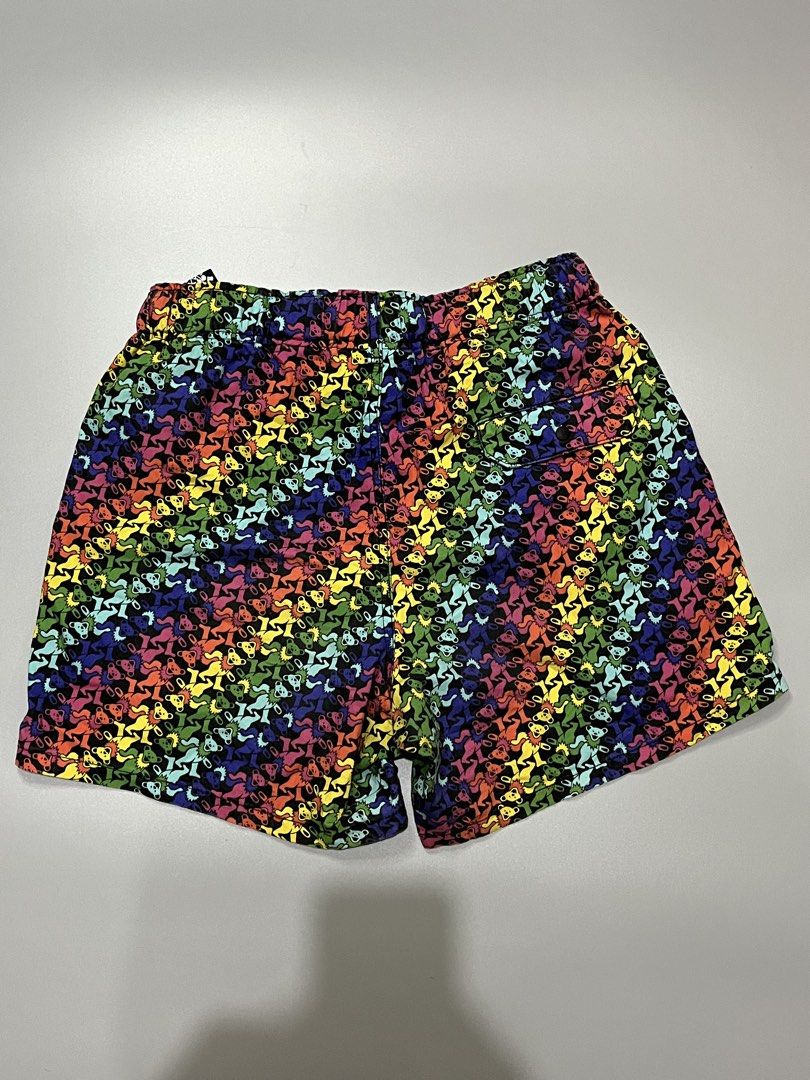 Levi's x Grateful Dead Dancing Bears Shorts (Category: Shorts) located in Manila. Submitted by jorgemabelin2001 (Listing ID 1467760323, Image 2). Description: - Official Levi's x Grateful Dead collaboration shorts - Eye-catching multi-color dancing bears print on black canvas - Comfortable elastic waistband with built-in webbing belt (features dancing skeletons pattern) - Functional back pocket with secure snap button closure - Authentic woven Le