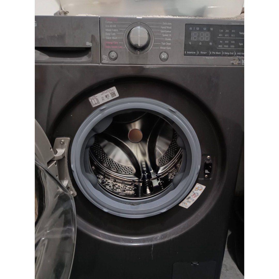 LG Front Load 8KG Washing Machine (Category: Washing Machines and Dryers) located in Rizal. Submitted by mariasdeclutteringshop (Listing ID 1467675954, Image 2). Description: Bought in June 2025 only. RFS: Moving out of the country. For pick up or delivery on Nov 28 or 29. Payment can be installment until Nov 29.