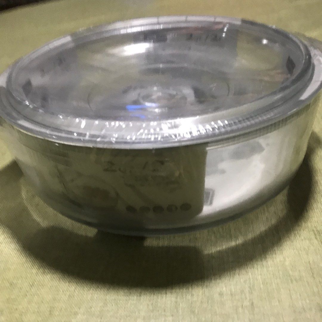 Libbey Baker's Basics 2 Qt Glass Covered Casserole Dish (Category: Cookware & Accessories) located in Manila. Submitted by magimi (Listing ID 1467752720, Image 2). Description: - Brand: Libbey Baker's Basics - Capacity: 2 quarts - Condition: Brand new, still wrapped in original plastic packaging - Includes: Clear glass casserole dish with matching glass lid - Versatile: Safe for oven, microwave, refrigerator, and freezer - Easy cleaning: Dishwash