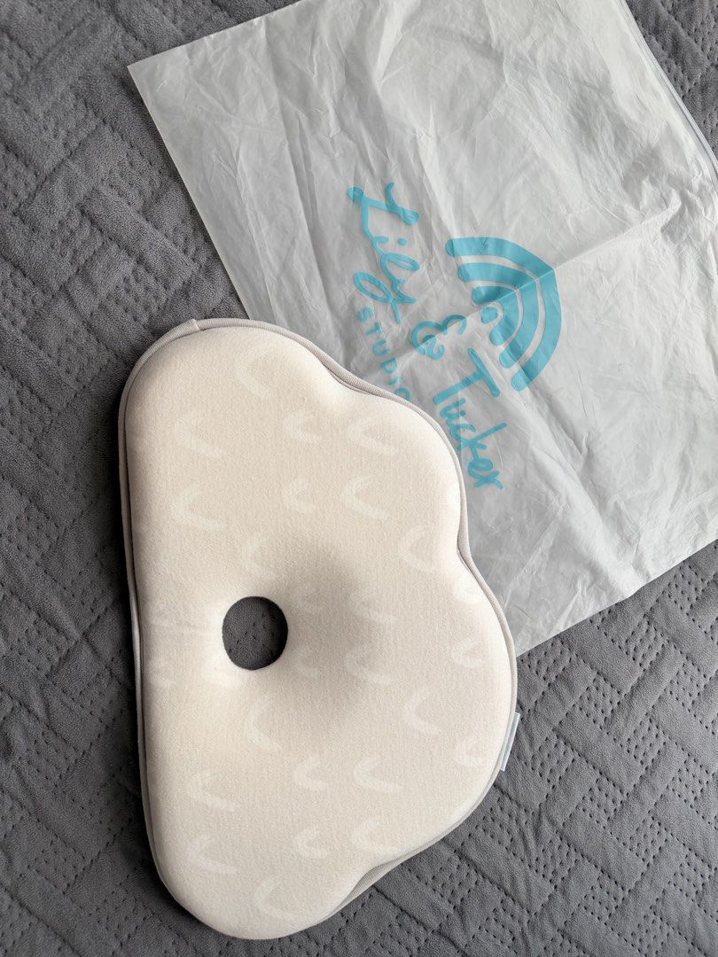 Lily & Tucker Studios Head Shaping Pillow (Category: Children's Beds) located in Marikina City. Submitted by jyus21 (Listing ID 1467654056, Image 2). Description: Lilly & Tucker head shaping pillow with 2 pillowcase Take all only for 700. LAST PRICE POSTED!!! Location: Marikina Shipping: grab/lalamove/j&t c/o buyer .