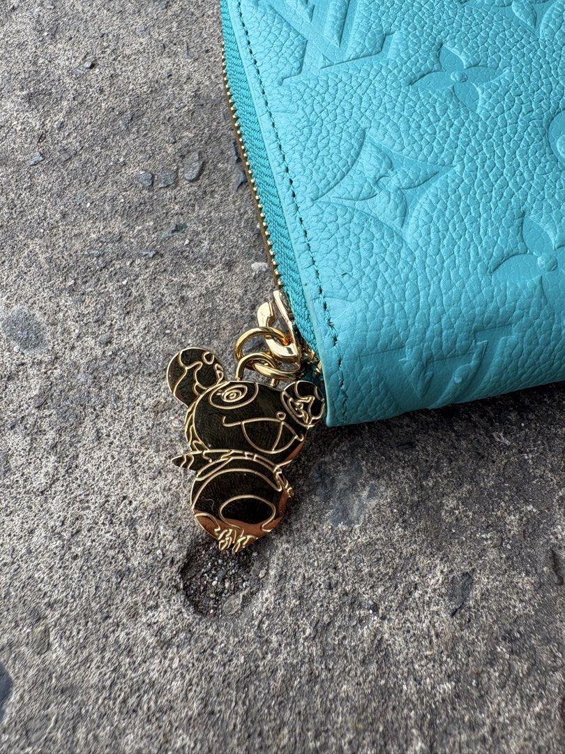 Loius Vuitton x Takashi Murakami (Category: Luxury Bags & Wallets) located in Baguio. Submitted by thriftedbaguio (Listing ID 1467671043, Image 2). Description: Excellent Condition No issue.