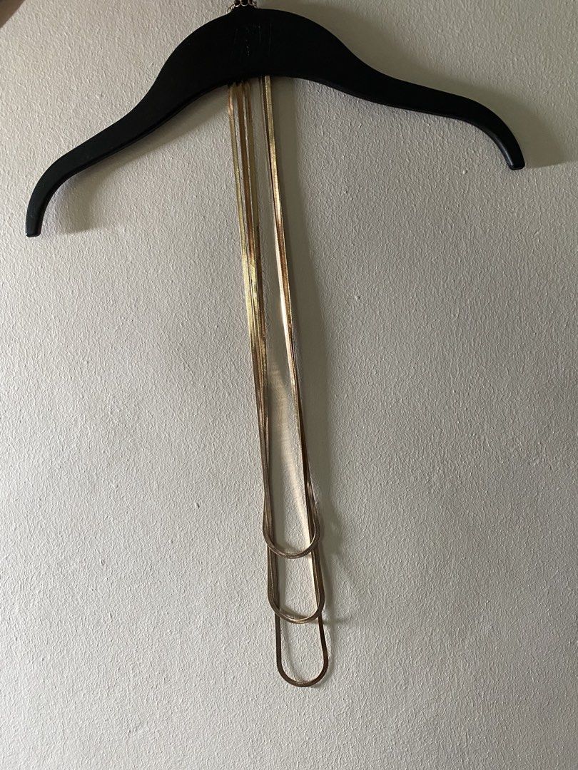 Long Fancy Gold Necklace (Category: Necklaces) located in Antipolo. Submitted by prelovedByYsabelle (Listing ID 1467684412, Image 2). Description: .