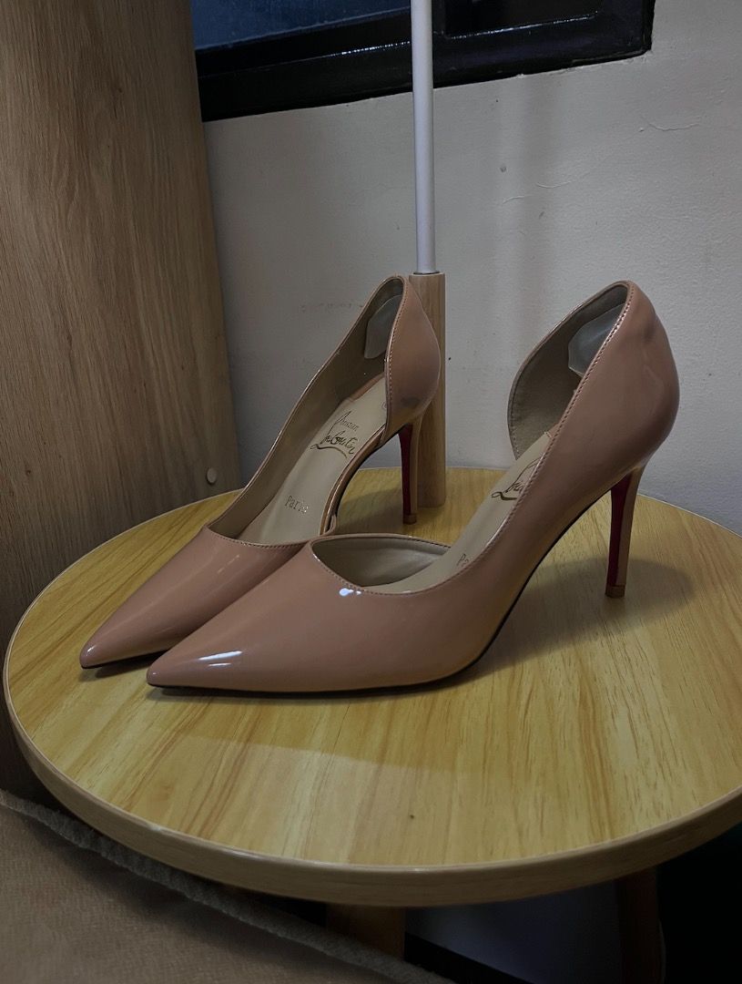 Authentic Louboutin Pigalle Heels (Category: Heels) located in Makati City. Submitted by bambi.214 (Listing ID 1467716273, Image 3). Description: Louboutin Pigalle Heels ( dm for negotiations) .