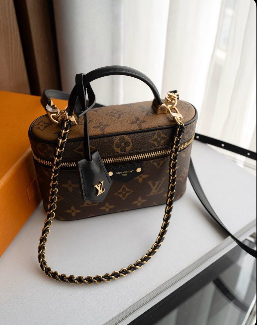 Louis Vuitton Vanity Chain Pouch in Reverse Monogram Canvas Shoulder Bag (Microchip) (Category: Luxury Bags & Wallets) located in Taguig. Submitted by declutter.bbb (Listing ID 1450574760, Image 2). Description: ✨Good as new Microchipped 100% Authentic and Money back guarantee Comes Complete with strap, Dust bag, Box and Receipt and Entrupy from Doc Leather Sm aura branch) Srp 170k++ .