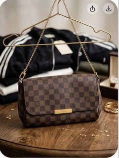 (Category: ) located in . Submitted by lexabeaonlineshoppe (Listing ID 1467616655, Image 1). Description: .