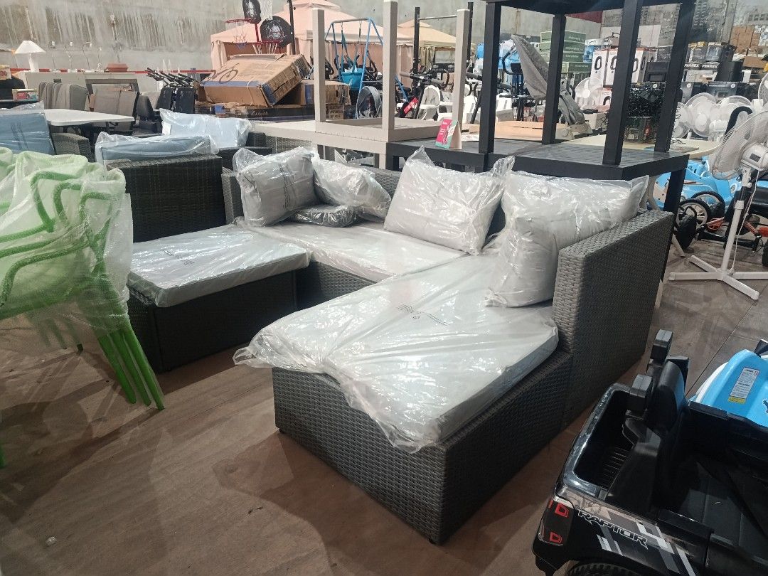 LShape Rattan Style Sofa Set (Category: Other Home Furniture) located in Muntinlupa City. Submitted by aussiesurplus (Listing ID 1467607434, Image 1). Description: synthetic rattan metal base 17500.