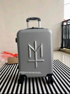 (Kategori: ) berada di . Dikirim oleh onessetiaboutiqueelegance01 (ID iklan 1467802723, Gambar 1). Deskripsi: .