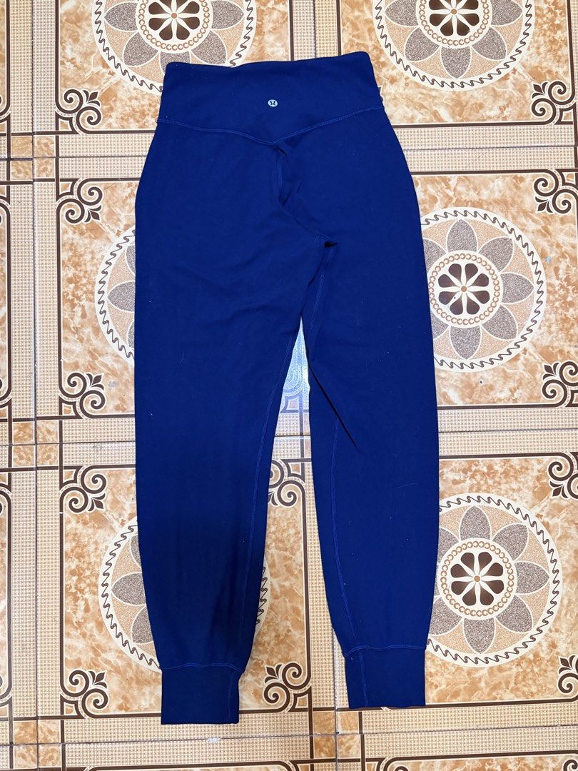 Lululemon align jogpants (Category: Activewear) located in La Trinidad. Submitted by legit.ukayspot (Listing ID 1467668923, Image 2). Description: .