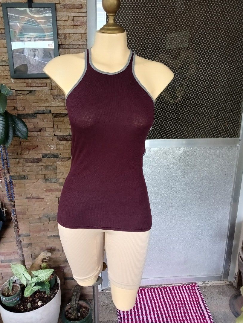 Lululemon Bourdeux Drama Tank Top (Category: Activewear) located in Rizal. Submitted by timeless_shop (Listing ID 1467659019, Image 3). Description: ORIGINAL Lululemon Front & Centre Tank - Bordeaux Drama - Size 8 👚 Model: Front & Centre Tank 📏 Size Fit Small to Medium Frame Bust Size 34-36 🎨 Color: Bordeaux Drama - Deep Burgundy 🧵 Material: Vitasea - soft, lightweight, breathable, very comfy 💯 Condition: 9.9/10 - Like New! ✨ 🎨 Color Rate: 
