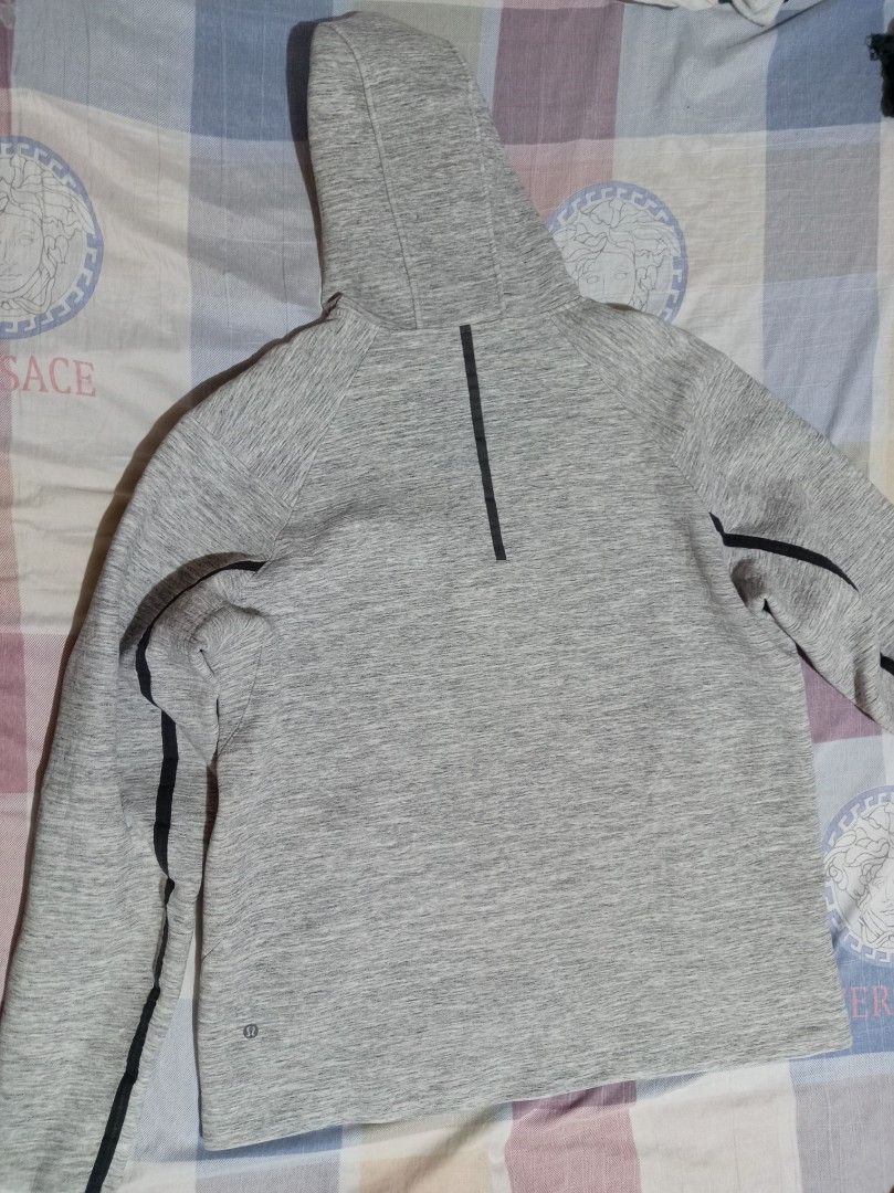 Lululemon hoodie (Category: Activewear) located in Marikina City. Submitted by cherrybone (Listing ID 1467640267, Image 2). Description: Gray lululemon hoodie with front zipper.