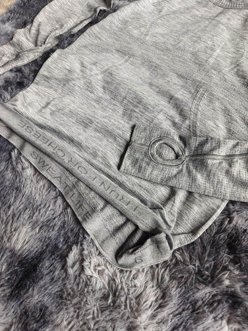 Lululemon Swiftly Tech Long Sleeve 2.0 (Category: Longsleeves) located in Iloilo. Submitted by emanjoshuaduremdes (Listing ID 1467634708, Image 2). Description: No issue! Size: 6 (Medium) Dimensions: L: 25, W: 15 EJ Thrifted Goods "Thrifted goods for less".