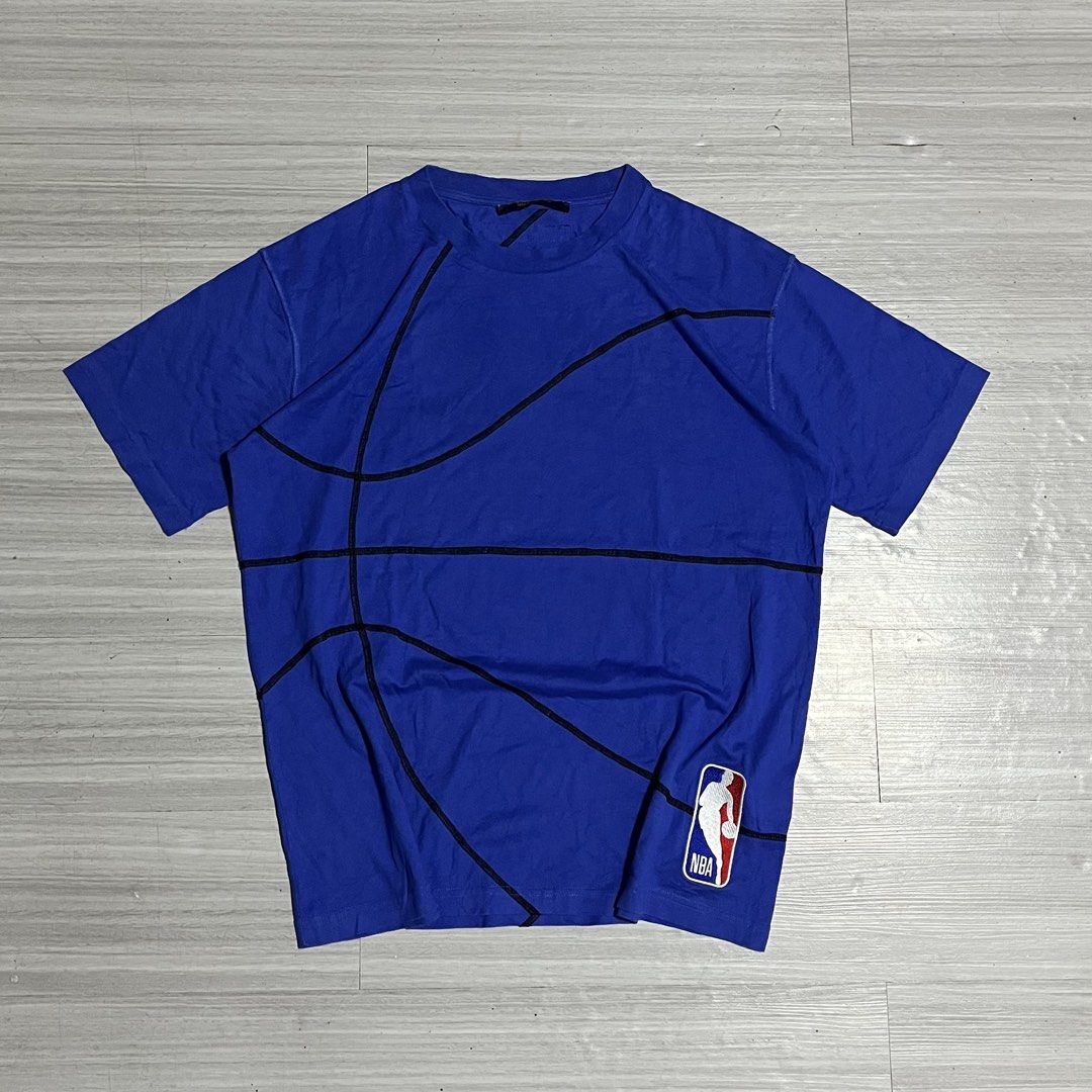 LV COLLAB NBA (Category: Luxury Apparel) located in Iloilo. Submitted by thrift2cali (Listing ID 1467771913, Image 2). Description: ITEM NAME: LOUIŠ VUITTON X NB Ä SEARCHABLE CODE DIMES: 22 / 27 SIZE: LARGE CONDITION: LIKE NEW ISSUE: NONE COLOR RATE: 10 / 10 COLOR MAY VARY DUE TO LIGHTING - ADD SF OUTSIDE ILL CITY!.