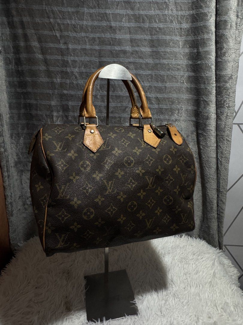 LV Speedy Coded (Category: Shoulder Bags) located in Cagayan de Oro. Submitted by akidomingo088 (Listing ID 1467654368, Image 1). Description: .