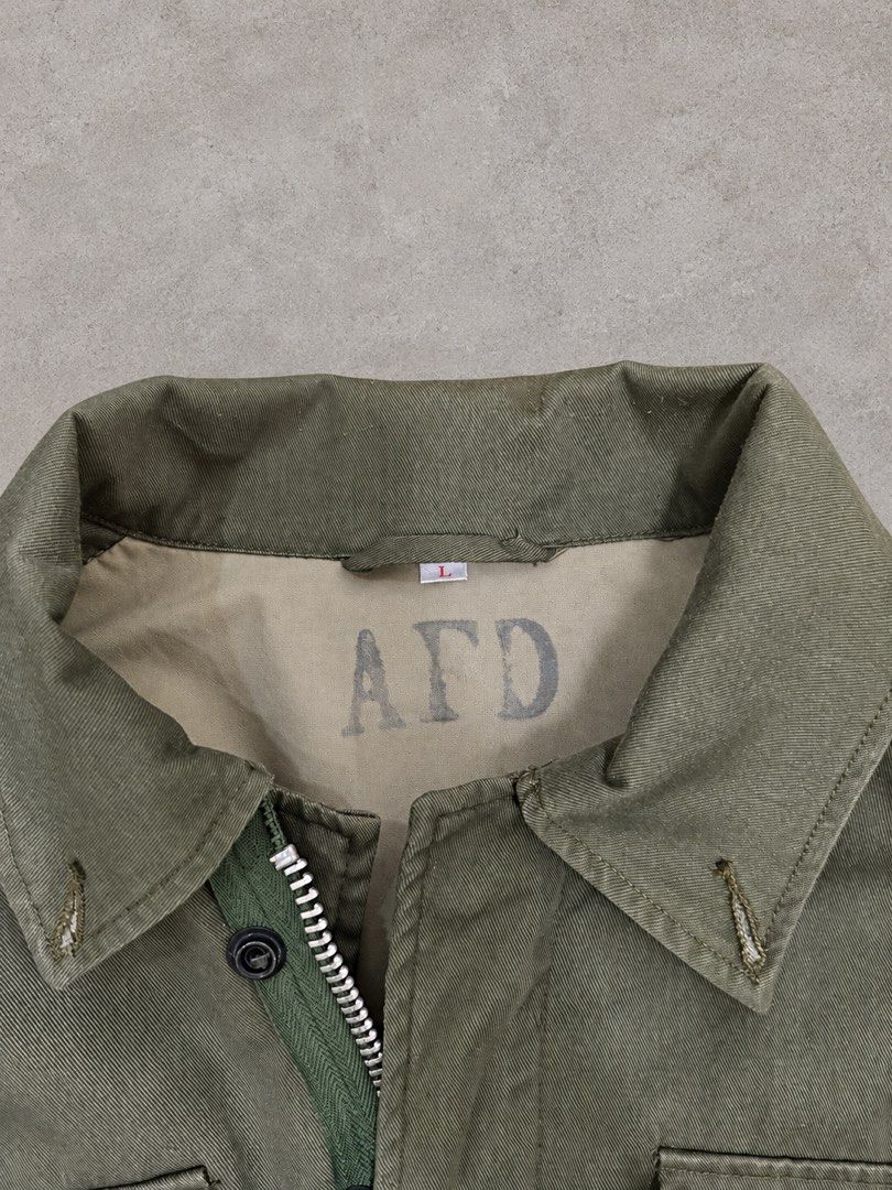 M51 Field Jacket / Military Jacket (Category: Coats, Jackets and Outerwear) located in San Fernando. Submitted by peachboy_ (Listing ID 1467802622, Image 3). Description: Vintage M51 Field Jacket / Military Jacket Brand: Unknown, “AFD” tag Size Tag: L Bought from menswear memoirs, but sadly doesn’t fit me. Issue: Missing 1 button near the collar. Approx. Size Front Length: 28.3in Back Length: 30in Pit to pit: 23in Sleeve til cuff: 25.5in Angeles 