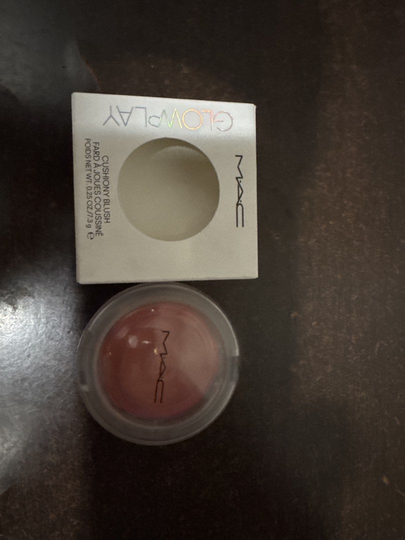 MAC Glow Play Cushiony Blush (Category: Makeup) located in Quezon City. Submitted by vsaint (Listing ID 1467609047, Image 2). Description: - Shade: Peachy pink - Texture: Bouncy, cushiony formula that melts seamlessly into skin - Size: Full size, 0.25 oz / 7.3 grams - Packaging: Includes original white outer box - bought in MAC store GH Mall for P2k + Reason for selling semi retired don’t use makeup much anymore .