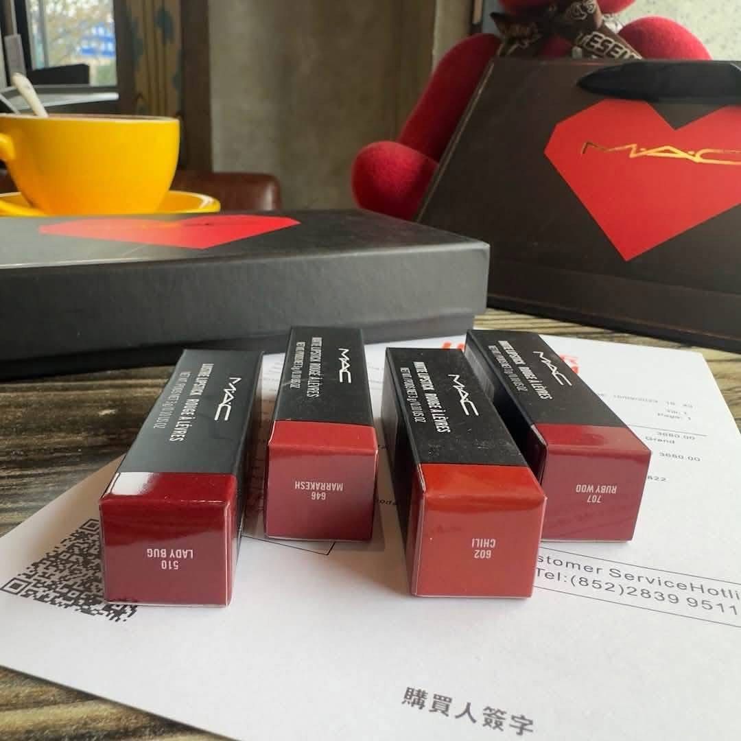 Mac lipstick set (Category: Makeup) located in Manila. Submitted by avery.thing (Listing ID 1467665920, Image 2). Description: .