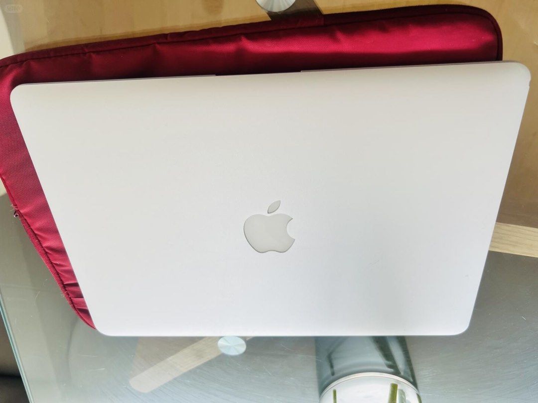 MacBook Air 13-inch 2017 (Category: Laptops & Notebooks) located in Manila. Submitted by knxothrift (Listing ID 1467738258, Image 3). Description: For sale my personal used laptop 8/256 Model: Apple MacBook Air 2017 in classic Silver - Condition: Clean body, fully functional for daily browsing, typing, and light tasks - Display & Keyboard: Standard QWERTY keyboard layout, classic glowing Apple logo on aluminum lid - Battery & Power: Battery holds