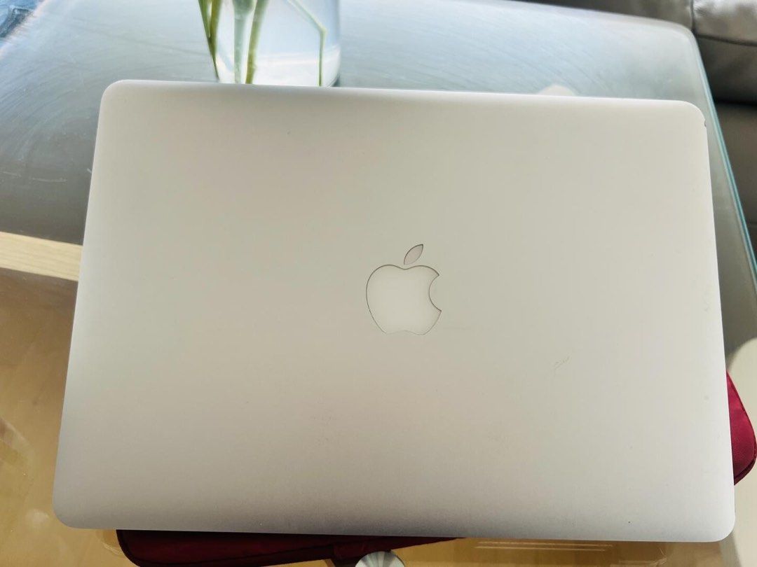 MacBook Air 13-inch 2017 (Category: Laptops & Notebooks) located in Manila. Submitted by knxothrift (Listing ID 1467738258, Image 2). Description: For sale my personal used laptop 8/256 Model: Apple MacBook Air 2017 in classic Silver - Condition: Clean body, fully functional for daily browsing, typing, and light tasks - Display & Keyboard: Standard QWERTY keyboard layout, classic glowing Apple logo on aluminum lid - Battery & Power: Battery holds