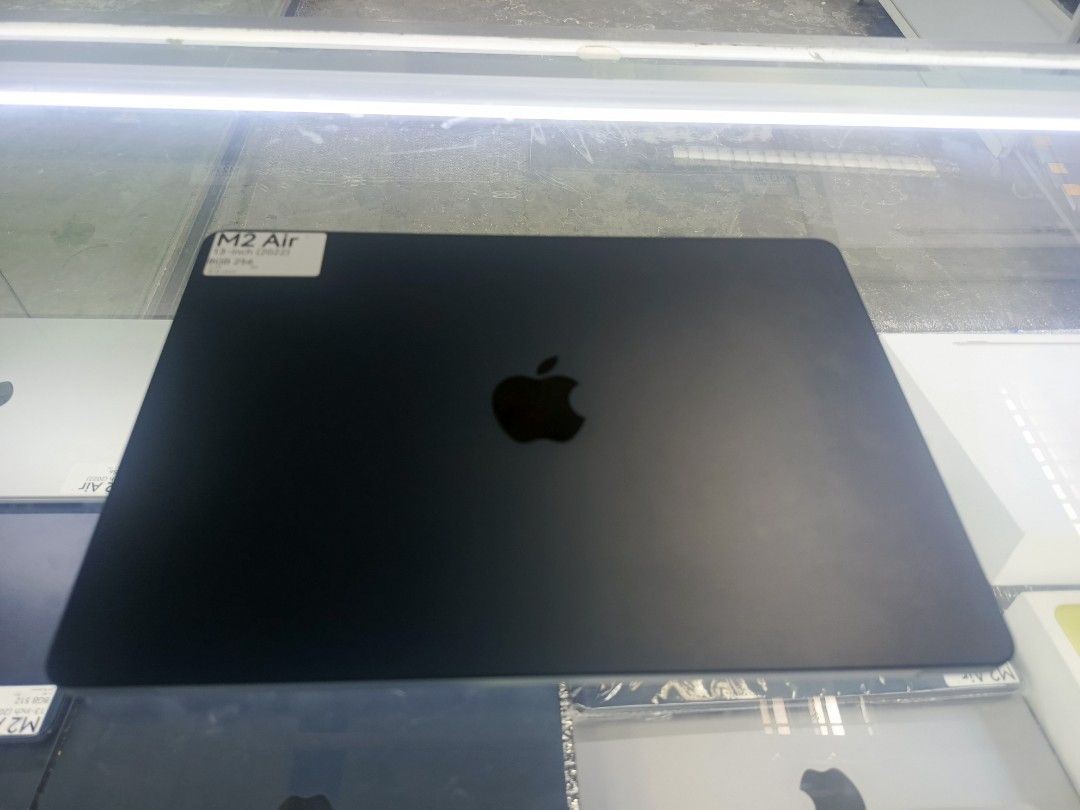 MacBook Air M2 2022 Midnight (Category: Laptops & Notebooks) located in Manila. Submitted by norodinamr15076 (Listing ID 1467728291, Image 1). Description: - Model: MacBook Air M2 (Midnight) - OS: macOS Sonoma - Battery Health: 87% capacity (205 cycle count) - Condition: Clean screen and keyboard, minor wear from regular handling - Performance: Excellent, solid machine for daily tasks and writing unit inclusion charger with pouch and Free Ms offi
