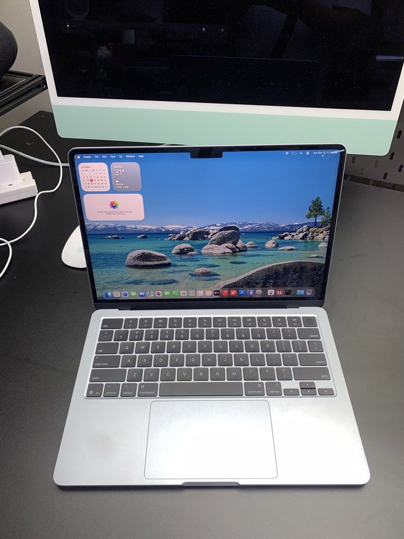 MacBook Air M4 Good as New (Category: Laptops & Notebooks) located in Quezon City. Submitted by laine_191704 (Listing ID 1467645856, Image 1). Description: MacBook Air M4 Good as New Apple M4 Chip 256GB SSD Storage 16GB Unified Memory macOS Tahoe version 26.5 56 cycle count battery Inclusion Unit Charger Cable Dm for more details thank you .