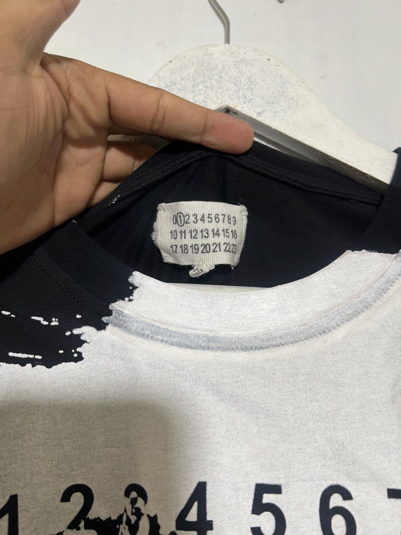 Maison Margiela (Category: Dresses) located in Gumaca. Submitted by unlimithrifts (Listing ID 1467731787, Image 3). Description: Maison Margiela As new Large Excellent.
