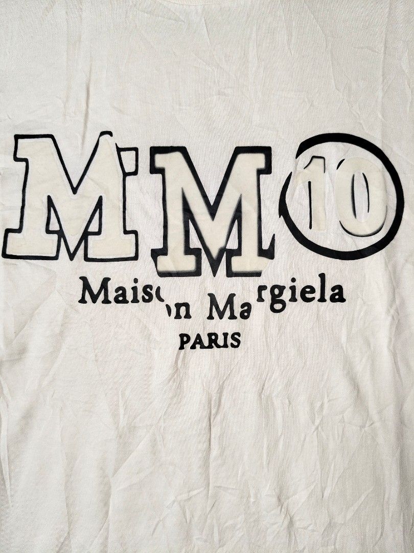 Maison Margiela MM10 (Category: Luxury Apparel) located in Ilagan. Submitted by goodsanddeals-a73c28 (Listing ID 1467694787, Image 3). Description: Good As new condition W - 21.5 - 22 L - 27 No issue.