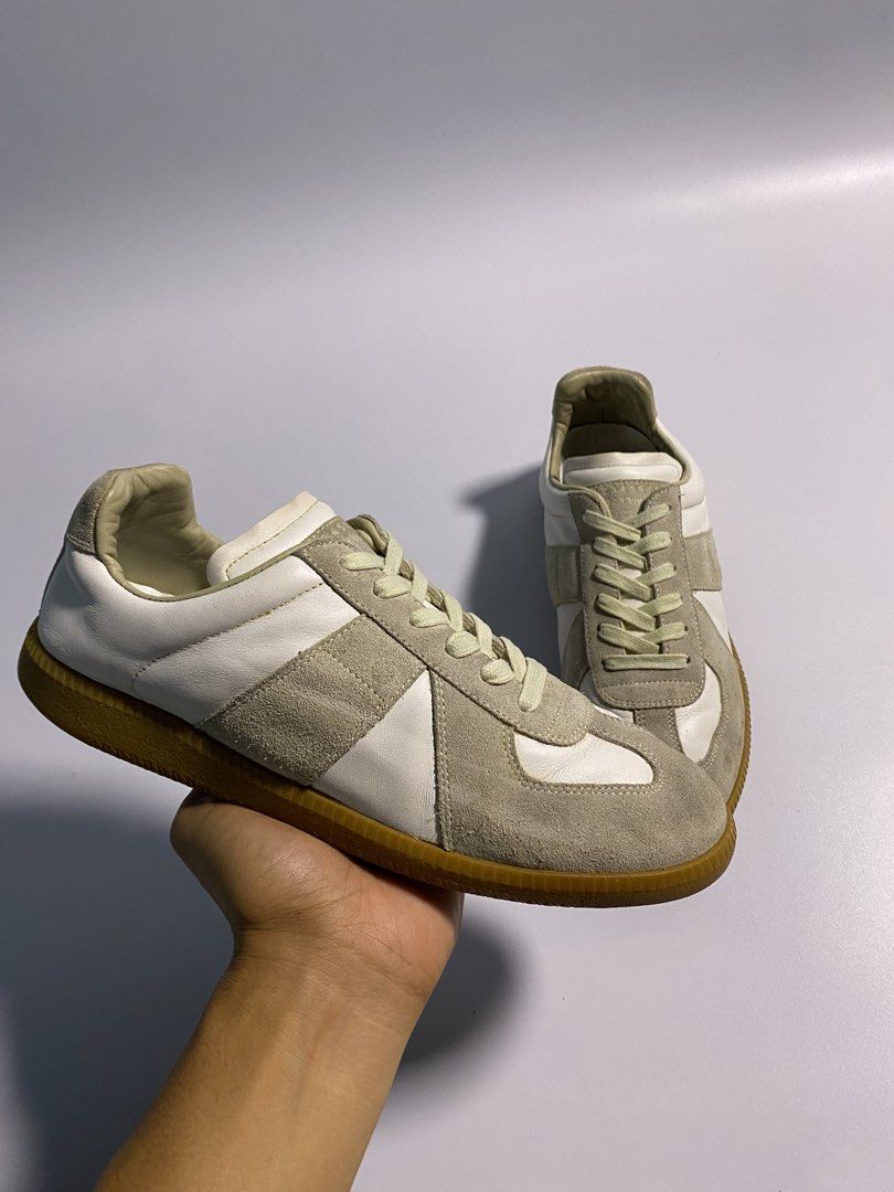 MAISON MARGIELA REPLICA GATS (39) (Category: Sneakers) located in Aurora. Submitted by oldiebutgoodie.fits (Listing ID 1467714571, Image 1). Description: MAISON MARGIELA REPLICA GATS IN GOOD CONDITION MINOR HEEL DRAG KINDLY CHECK PIC THRIFTED PIECE SIZE 39 WE CAN SHIP NATION WIDE. J&T EXPRESS COURIER 🚚 .