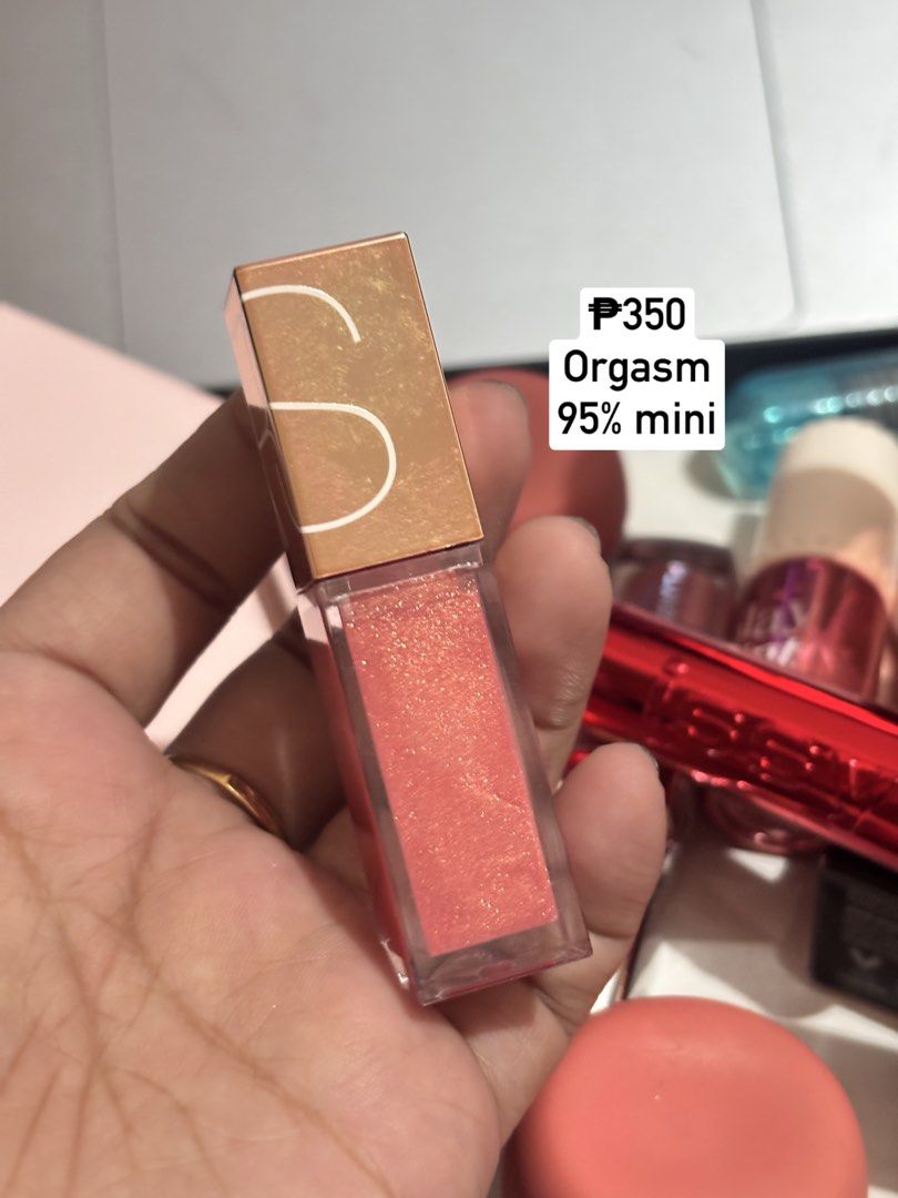 MAKEUPSSS (Category: Makeup) located in Mandaluyong City. Submitted by makeup_goods (Listing ID 1467733918, Image 3). Description: Mixed of new & swatched makeups Prices on each photo.