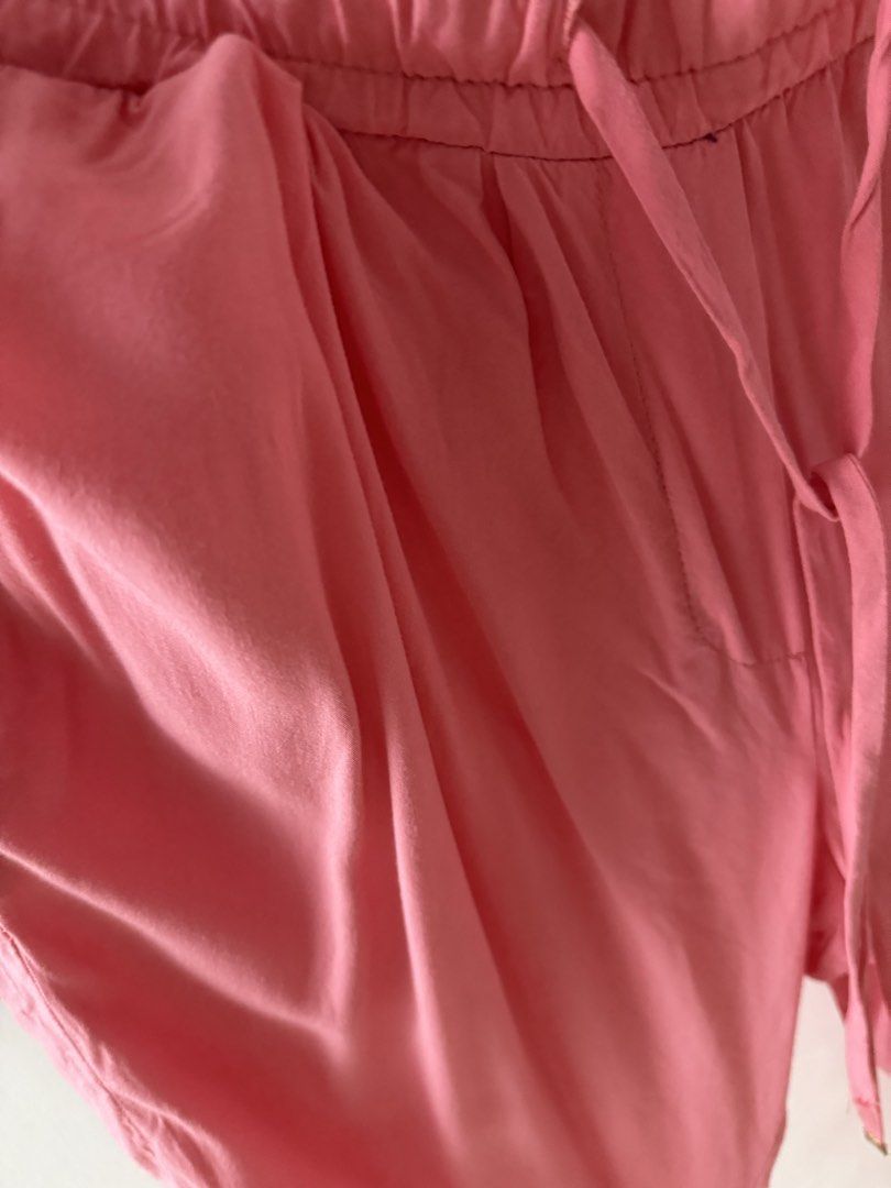 Mango Casual Pink Drawstring Pants Size S (Category: Other Bottoms) located in Mandaluyong City. Submitted by declutteringmylife101 (Listing ID 1467629994, Image 2). Description: - Brand: Mango - Size: S (USA 4 / EUR S) - Color: Pink - Fit: Relaxed and super comfortable - Waistband: Elastic with adjustable drawstring - Features: Soft lightweight fabric, pleated front details, and side pockets - Origin: Made in Bangladesh - Condition: Great for ca