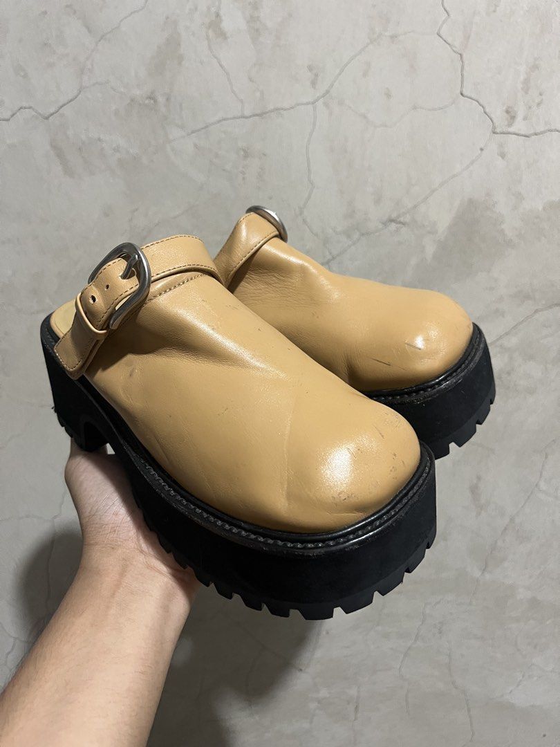 Marge Sherwood 70s Clogs (Category: Sneakers & Footwear) located in Cagayan de Oro. Submitted by vintagevvvictim (Listing ID 1467640891, Image 3). Description: size 36 retails at $400 / ₱26,000.