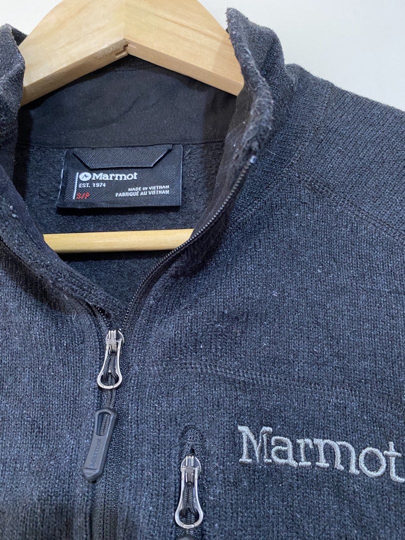 MARMOT,Half zip fleece jacket (Category: Coats, Jackets and Outerwear) located in Cavite. Submitted by jc_thrift95 (Listing ID 1467777437, Image 2). Description: - This is a black Marmot Drop Line ½ Zip Men’s Fleece Jacket. - Made in Vietnam - Small - L- 26 inch - W- 19 inch - Color rate 8/10 - See picture details for dimes. .