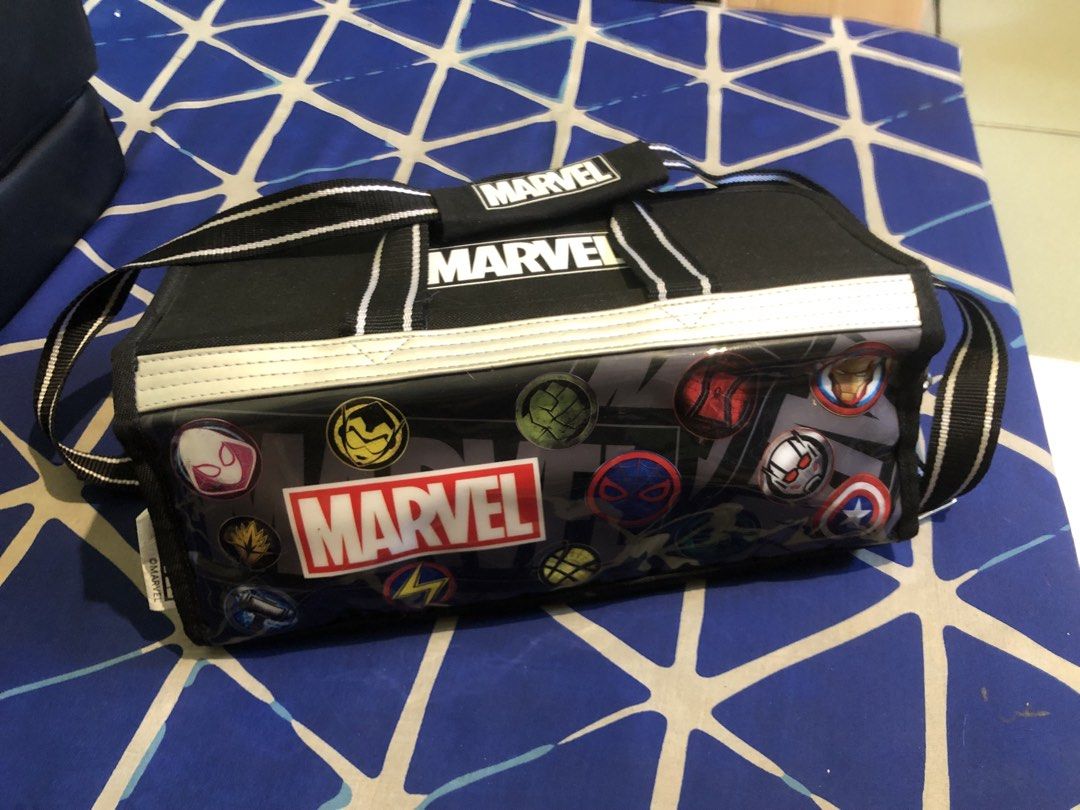 Marvel long Art tools brush Case sling bag (Category: Craft Supplies & Tools) located in Quezon City. Submitted by markgolveo (Listing ID 1467670741, Image 1). Description: Marvel long Art tools brush Case sling bag.