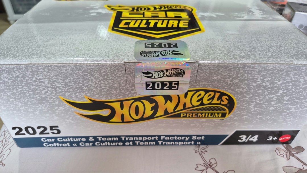 Master set includes chases! Sealed. (Category: Vehicle & Diecast Models) located in Angeles City. Submitted by itsyourboimachi (Listing ID 1467749182, Image 1). Description: .
