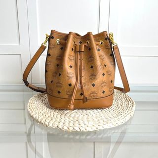 （分類：）位於 。 由 salvatorepowlowski 提交（商品編號 1467614097，圖片 1）。簡介： 。