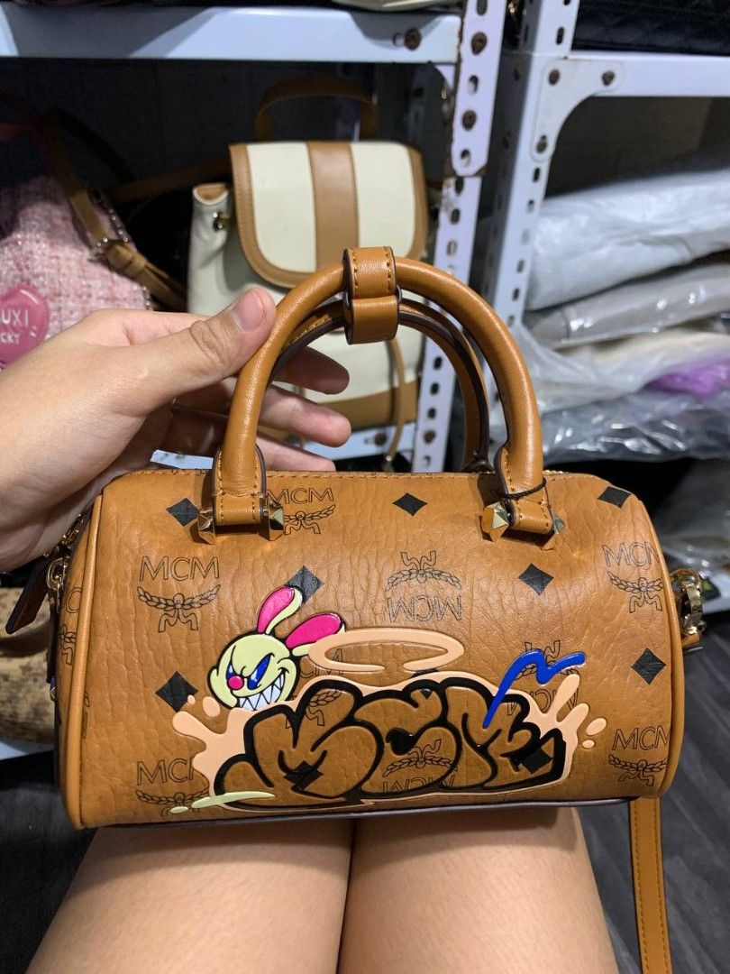 MCM Mini Doctors Bag (Category: Cross-body Bags) located in Valenzuela. Submitted by _prettysimplecollection (Listing ID 1467777384, Image 2). Description: .