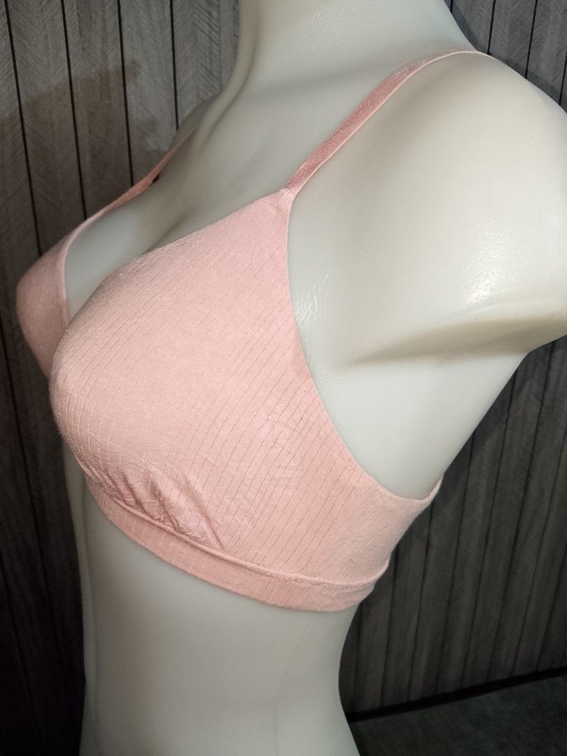 Medium Pink comfy cotton stretchy bra no pads nonwire (Category: Undergarments & Loungewear) located in Manila. Submitted by truecrystal-1407 (Listing ID 1467700714, Image 2). Description: .