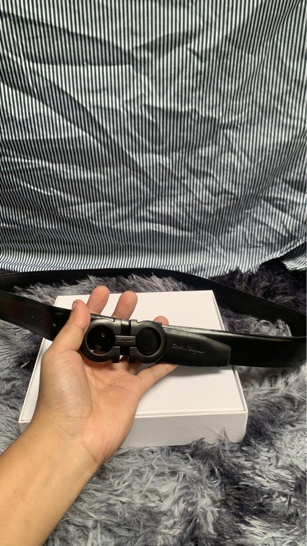 Men’s Premium Leather Waist Belt (Category: Belts) located in Manila. Submitted by lichking416 (Listing ID 1467610503, Image 2). Description: Men’s Premium Ferragamo Leather Waist Belt Brand new With paper bag ₱-1200.