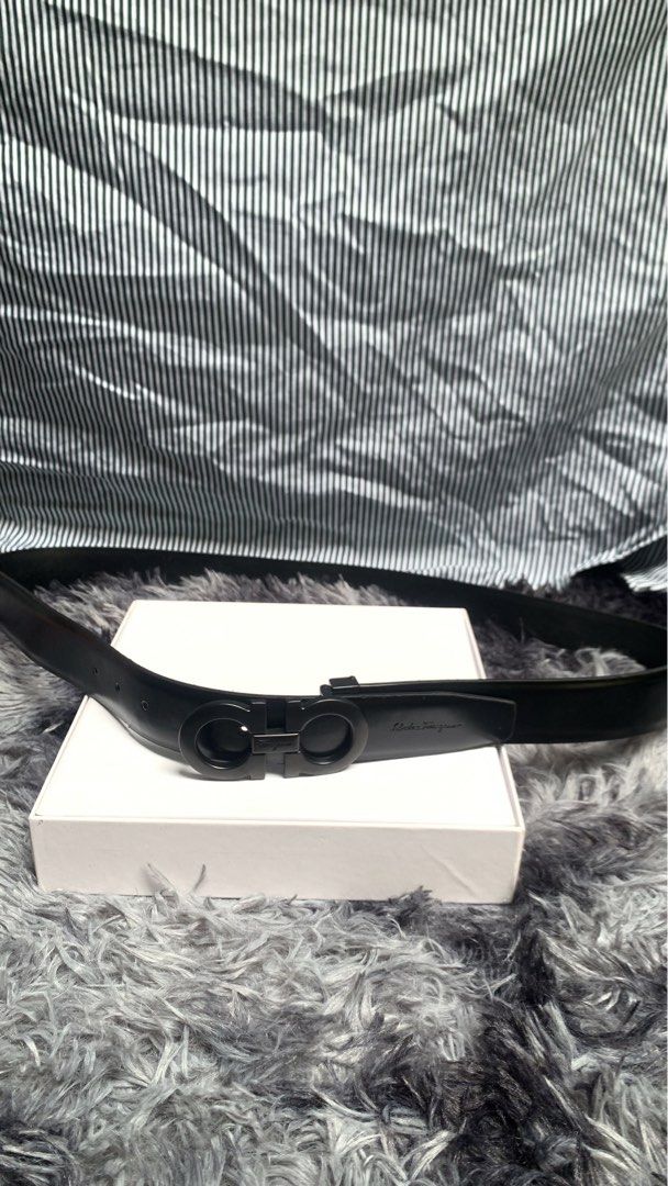 Men’s Premium Leather Waist Belt (Category: Belts) located in Manila. Submitted by lichking416 (Listing ID 1467610503, Image 3). Description: Men’s Premium Ferragamo Leather Waist Belt Brand new With paper bag ₱-1200.