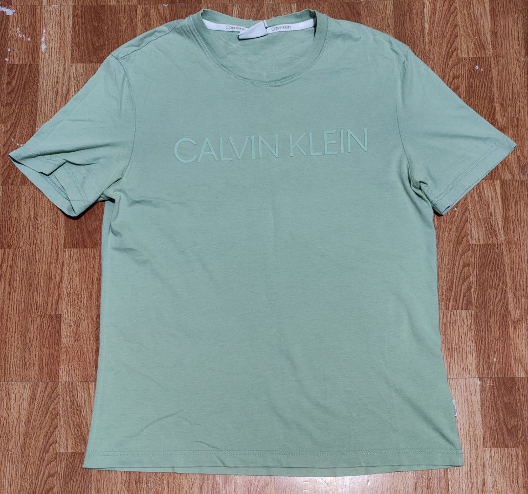 Mens T- Shirt (Category: Tshirts & Polo Shirts ) located in Antipolo. Submitted by thriftified_12 (Listing ID 1467765500, Image 1). Description: For Sale: Pre-Loved Items loc: lower antipolo, inarawan.