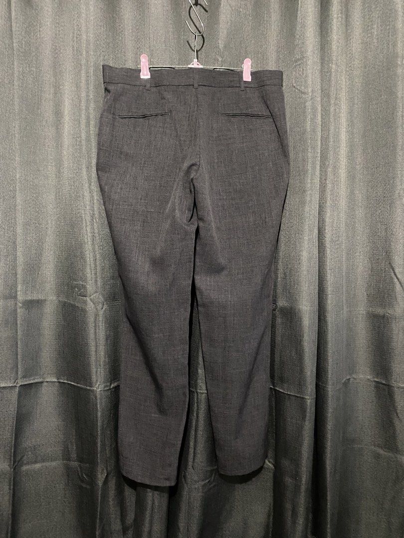 Men’s Trousers (Category: Trousers) located in Mandaluyong City. Submitted by aiztyle (Listing ID 1467647330, Image 2). Description: Men’s Trousers Good as NEW Measurement: Waist 33”-34” Length 38” Super SALE Php400.00 only.