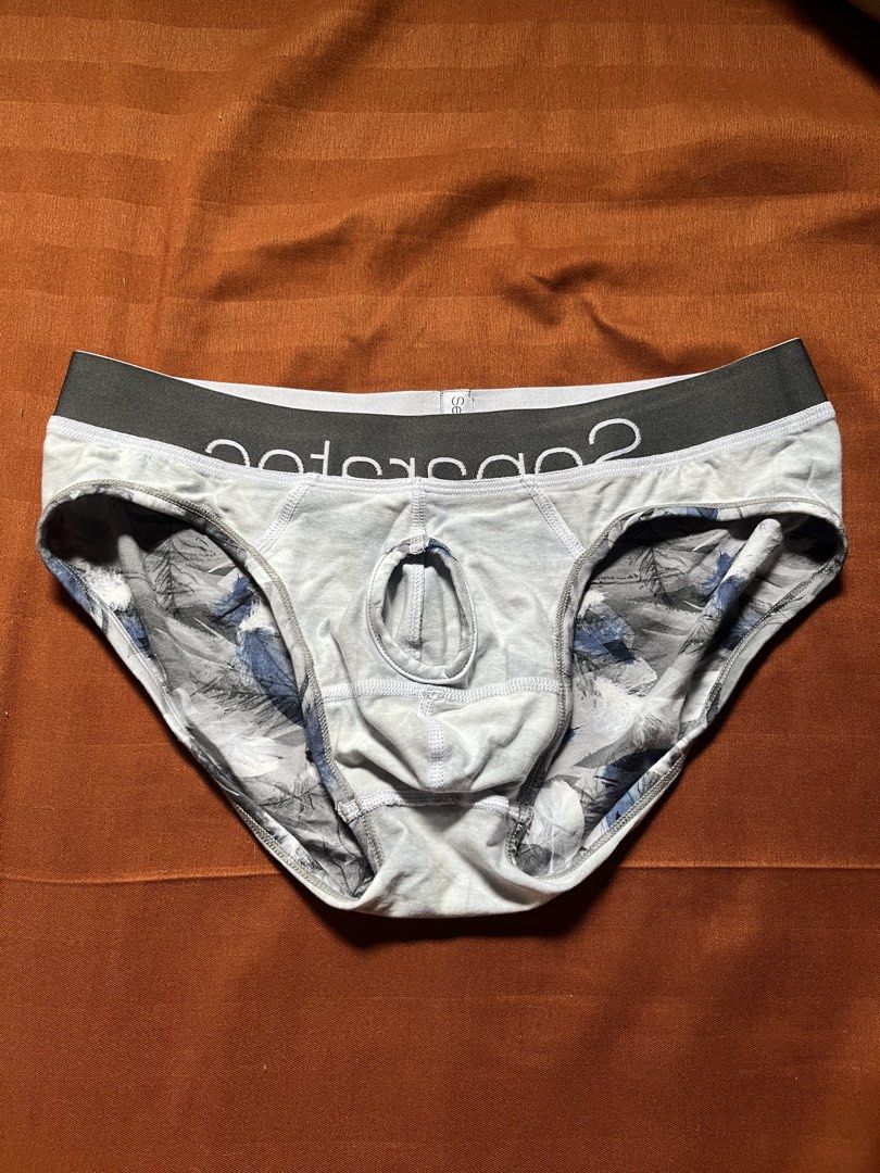 men’s underwear (separatec) (Category: Underwear) located in Rizal. Submitted by jpmaster_0020 (Listing ID 1467615556, Image 2). Description: size small on tag best fit for medium one size larger 5pcs available bnew Dm me for more info .