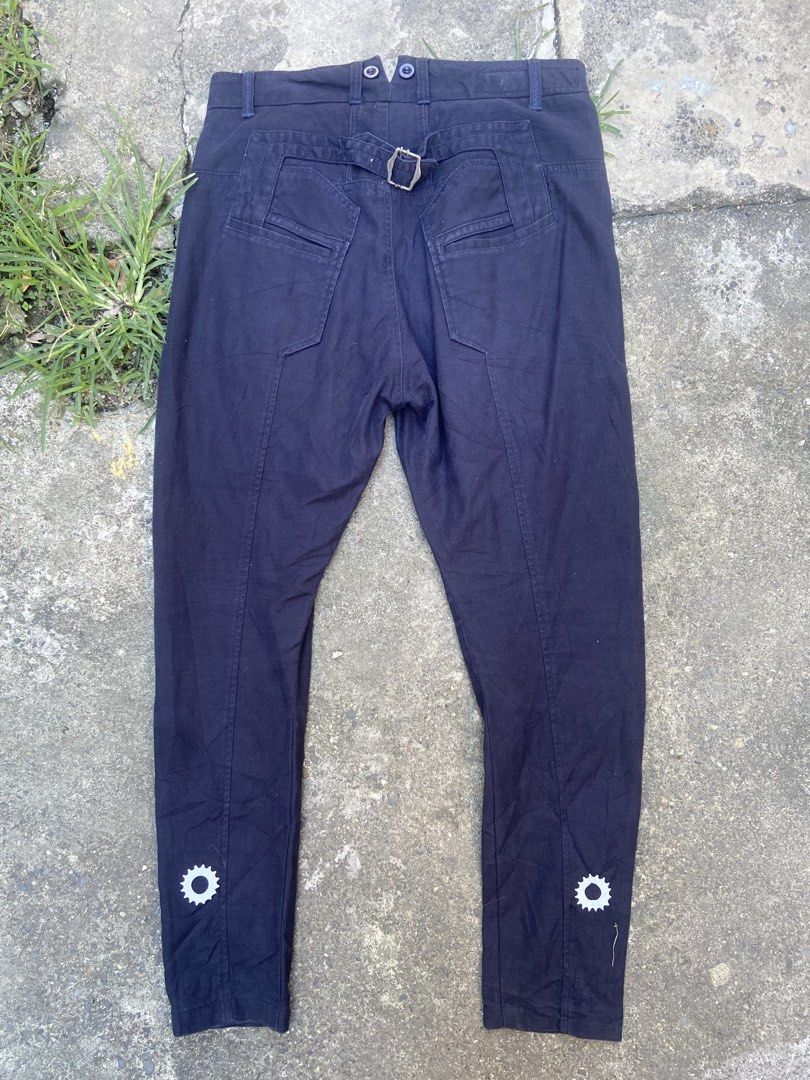 MFG DUCK CANVAS FABRIC JEANS (Category: Jeans) located in Cabanatuan. Submitted by takaishii_archive (Listing ID 1467640404, Image 1). Description: Marithe Francois Girbaud Engineered Duck Fabric Jeans Waist - 30 Length - 38.5.