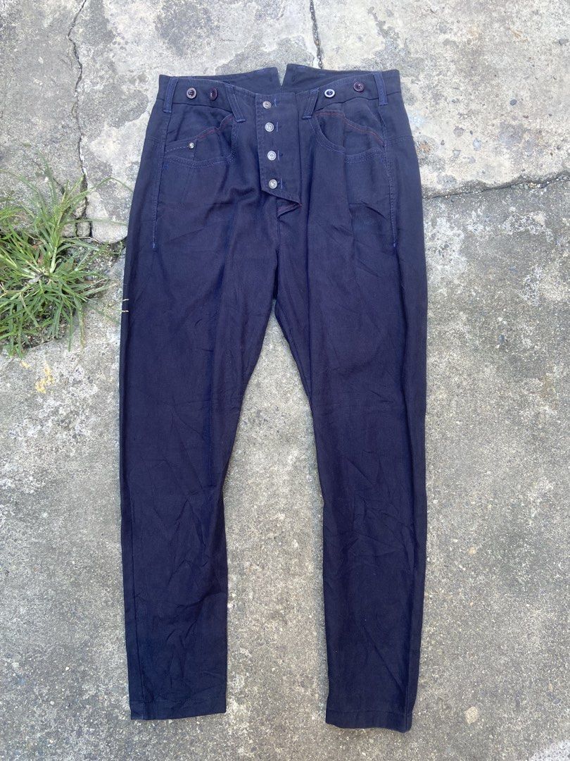MFG DUCK CANVAS FABRIC JEANS (Category: Jeans) located in Cabanatuan. Submitted by takaishii_archive (Listing ID 1467640404, Image 2). Description: Marithe Francois Girbaud Engineered Duck Fabric Jeans Waist - 30 Length - 38.5.