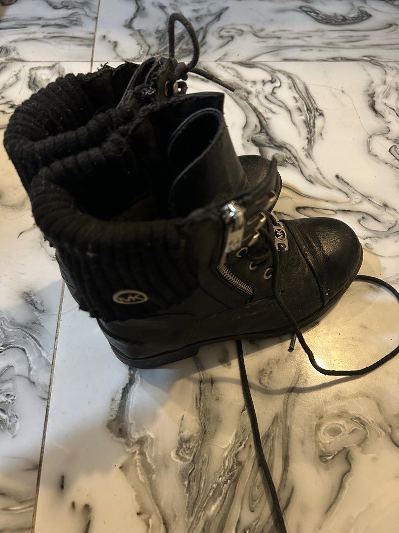 Michael Kors Black Combat Boots with Knit Collar (Category: Boots) located in Bulacan. Submitted by blondetrack14 (Listing ID 1467786891, Image 2). Description: .